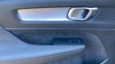 Volvo Xc40 1.5 T4 Recharge PHEV Plus Dark 5dr Auto Estate